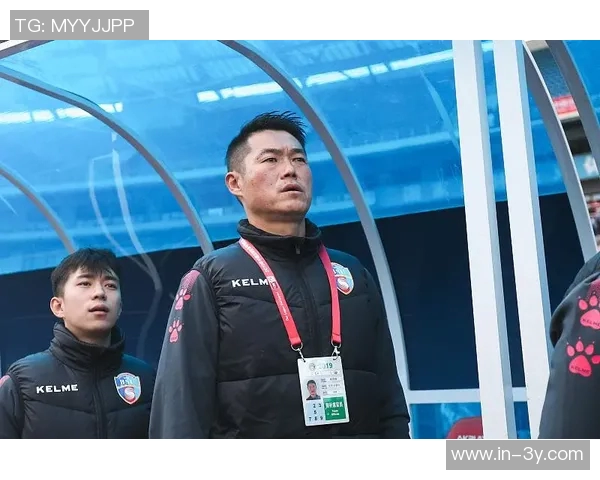 袁甲谈球队准入情况表示只要有继续参与的意愿问题不大