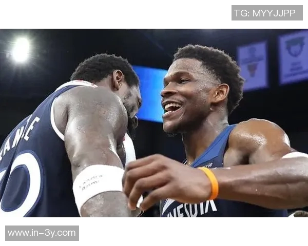 爱德华兹称赞兰德尔只需专注防守即可跻身NBA顶级防守者行列